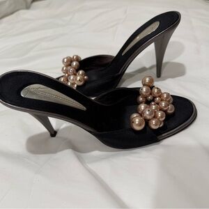 Giuseppe Zanotti pink pearl black satin heels size US 7 / EU 37.5 Rare worn once